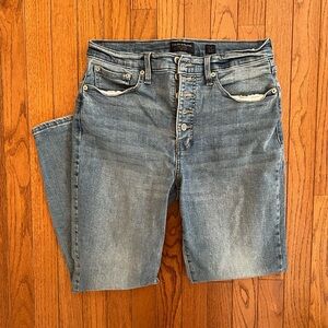 Women’s Blue Jeans